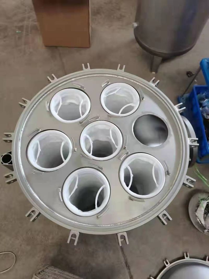 袋式过滤器-袋式过滤器-过滤器-产品中心-烧结网_烧结毡_不锈钢折波滤芯_冲孔板复合网_粉末烧结滤芯_Ag亚洲集团